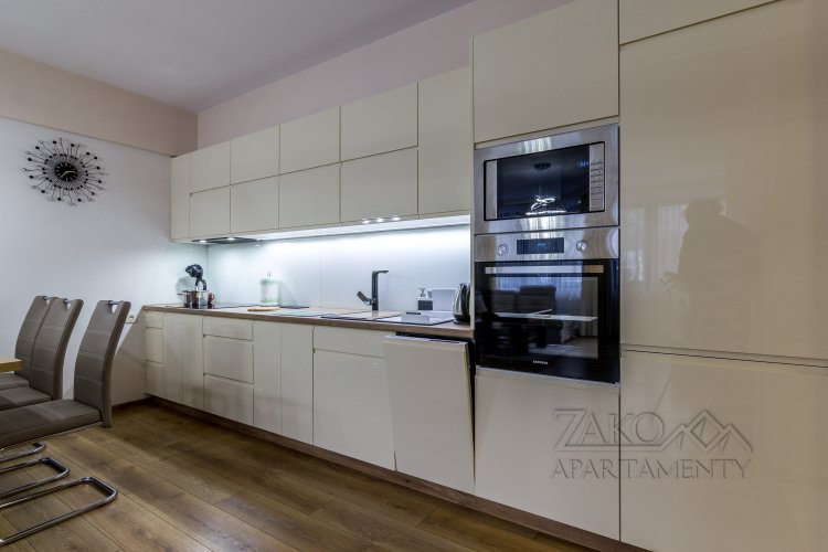 Apartament KRYSZTAŁOWY - Granitica