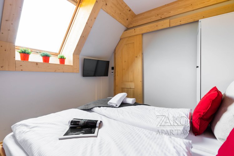 Apartament ZOBACZ GIEWONT LUX 06